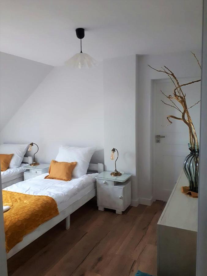 Apartament Nad Potokiem เยเลเนียกูรา ภายนอก รูปภาพ